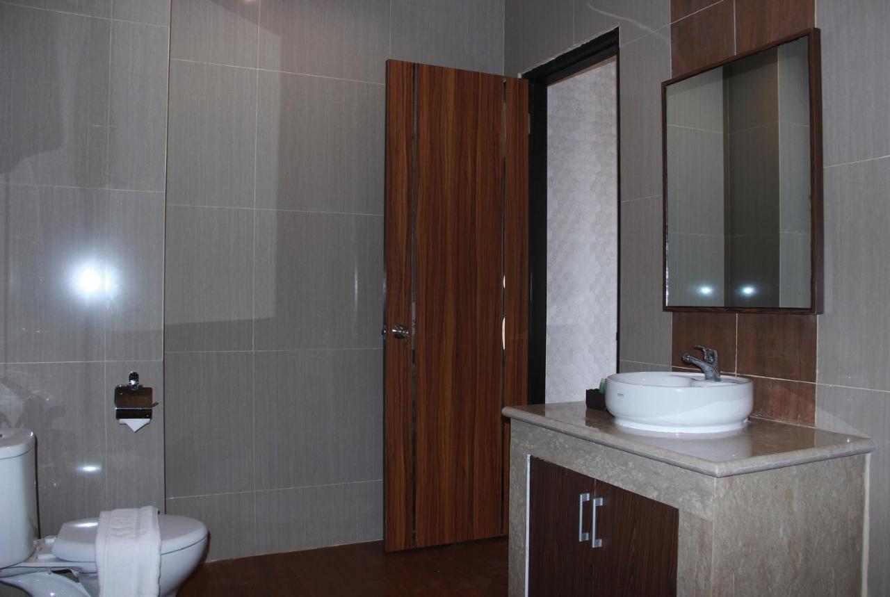 Grand Venetian Hotel Metro Екстериор снимка